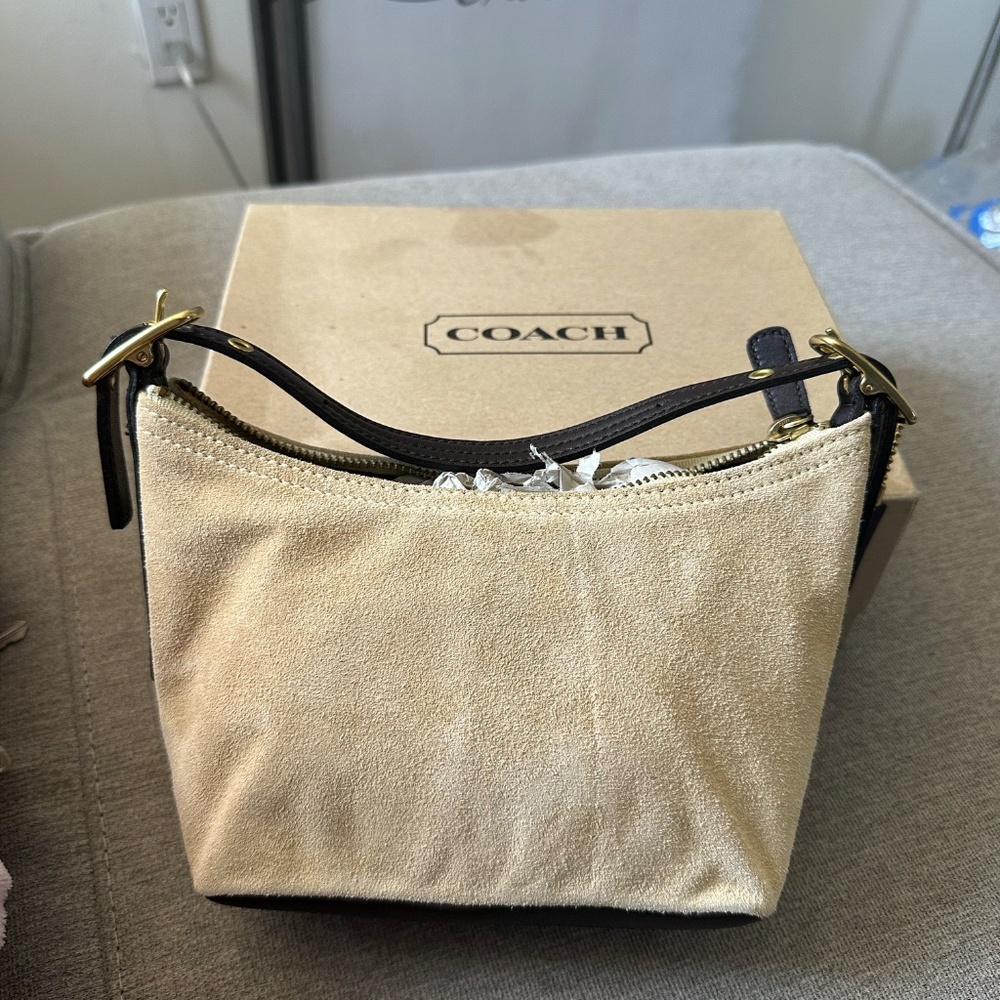 Coach Vintage Tan Suede Leather Hobo bag